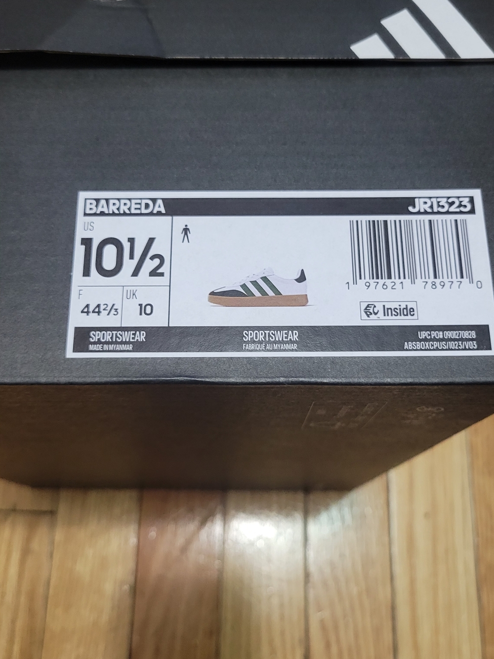 Adidas Men’s White & Green Classic Leather Sneakers - Picture 8 of 8